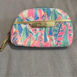 Lilly Pulitzer cosmetic bag, "Out to Sea" lined in blue, gold trim, travel